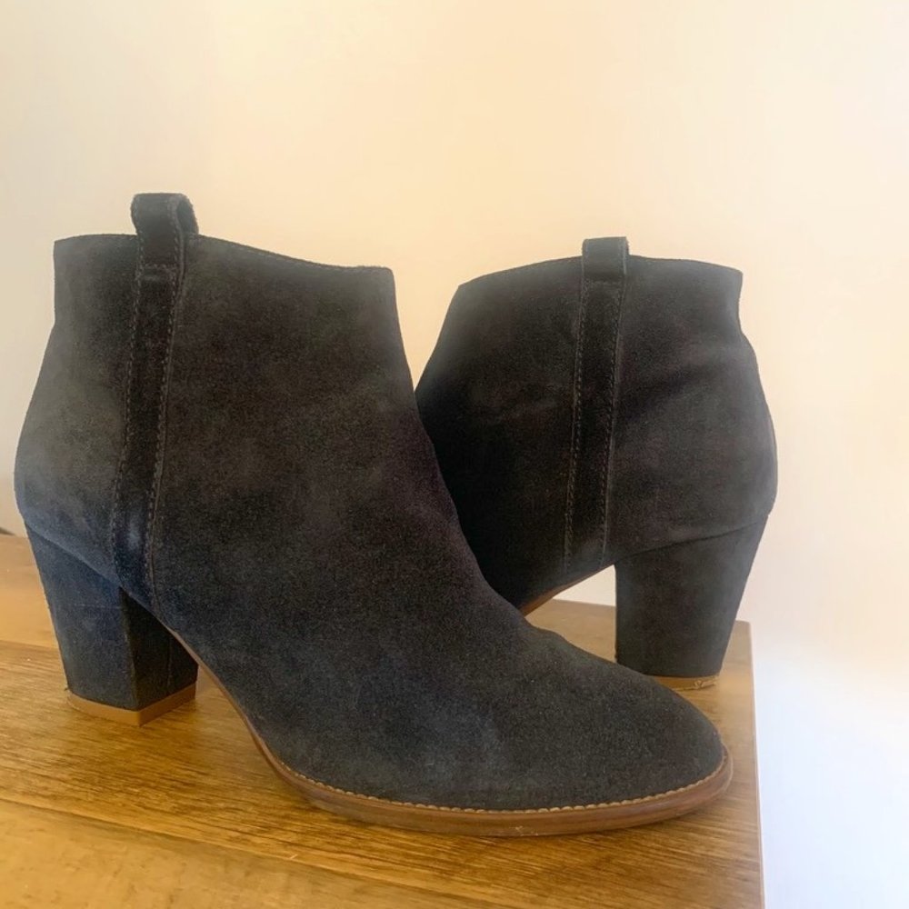 Madewell Suede Short Heel Boots - Dark Navy - Size 8.5